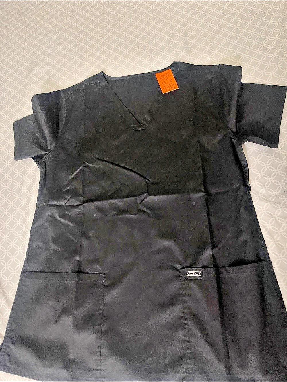 Dickies Women's Classic V-Neck Top Black V-Neck Top Size small NWT